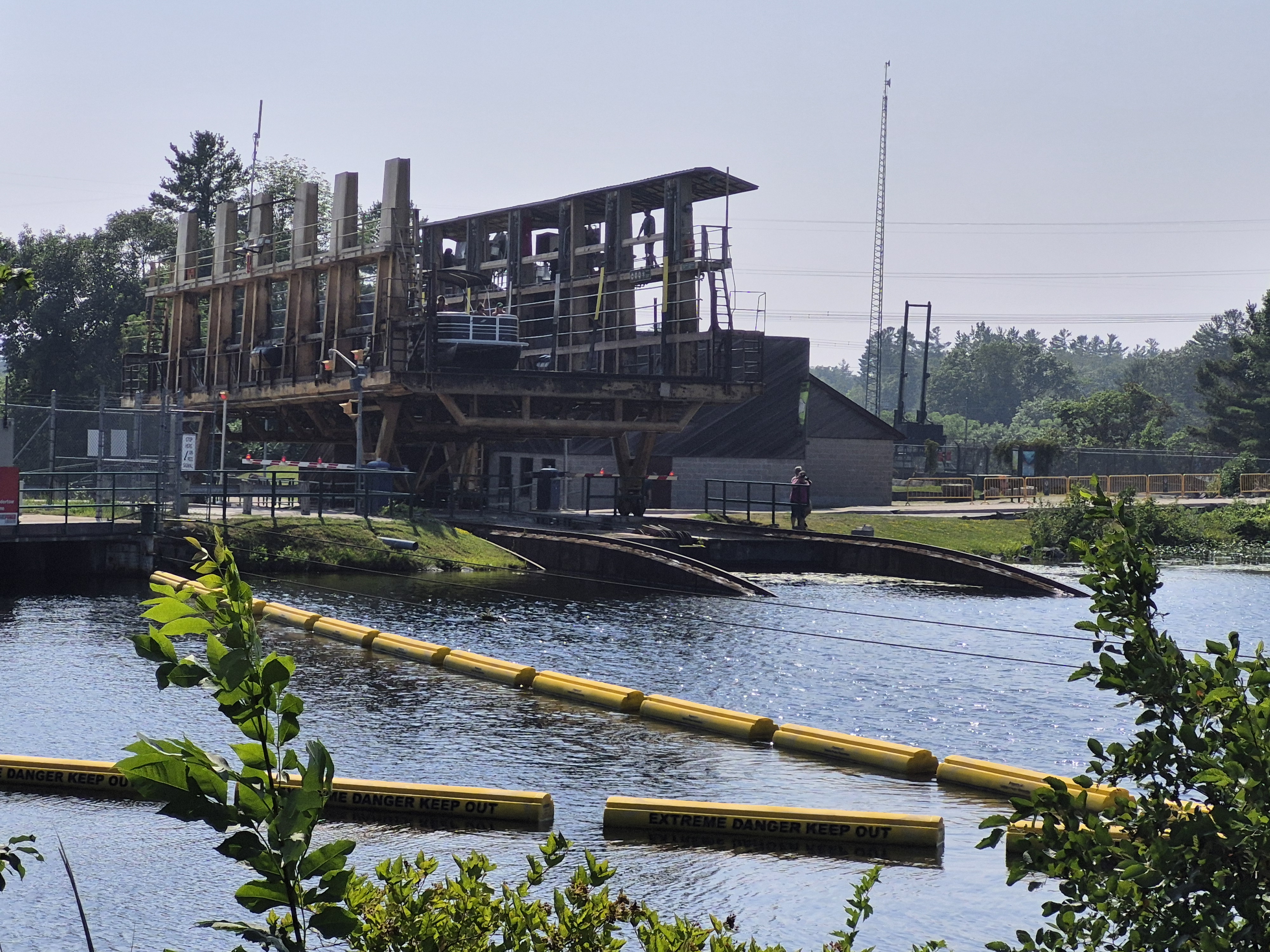 Lamprey to the east, clean lakes to the west (Big Chute Marine Railway)
