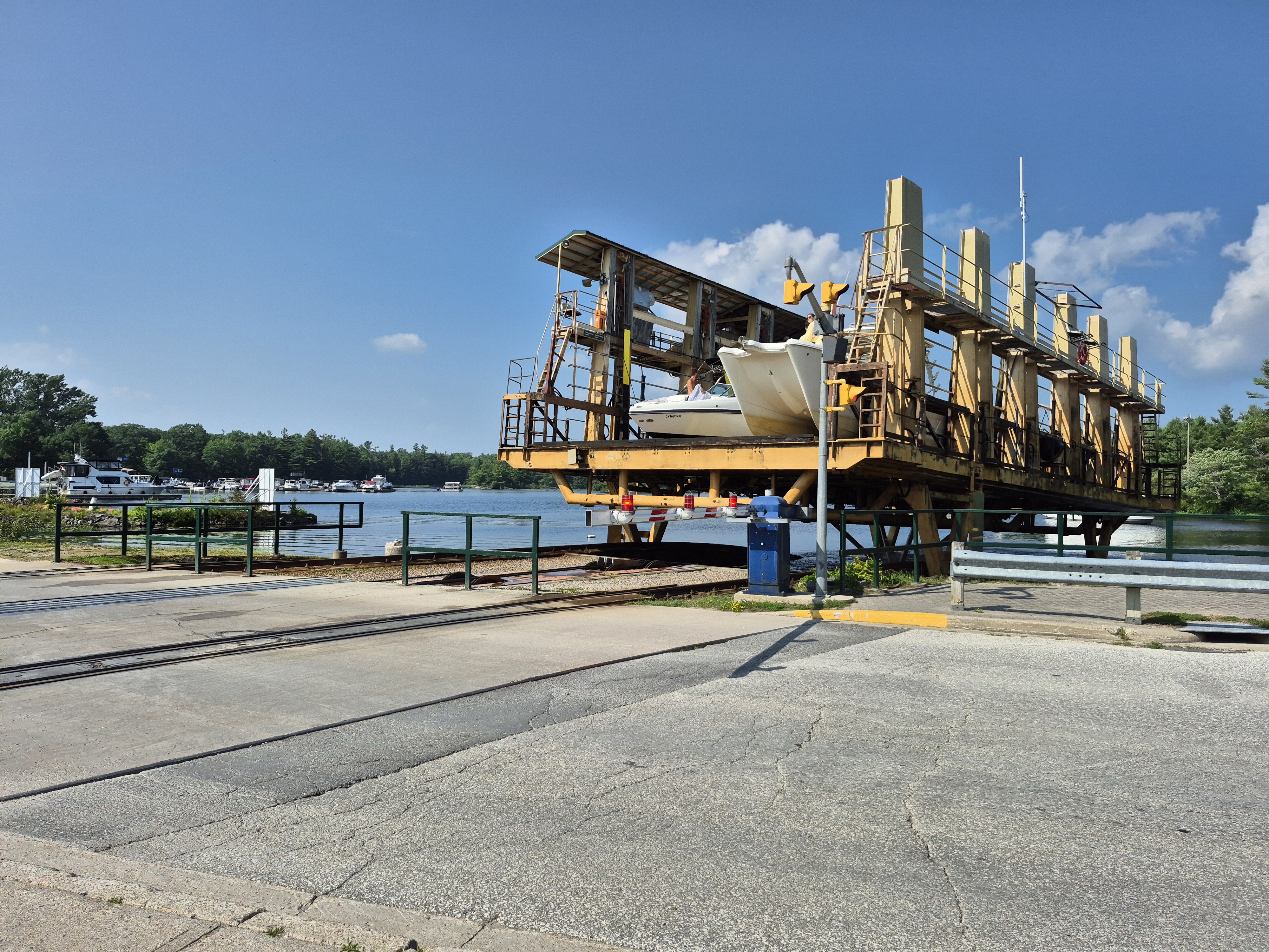 Rail lock view 2